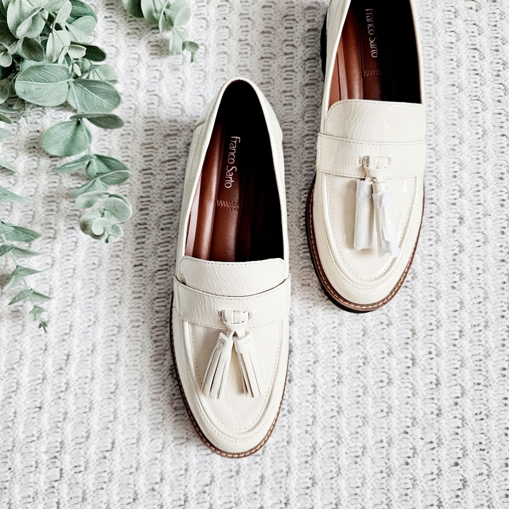Franco Sarto Carolynn Tassel Loafers Neutral Patent Slip On Lug Sole Vamp NWOT 8